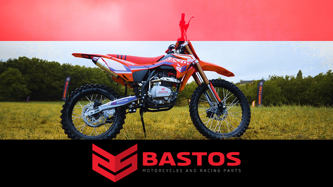 Minature Youtube pour la présentation d'une moto